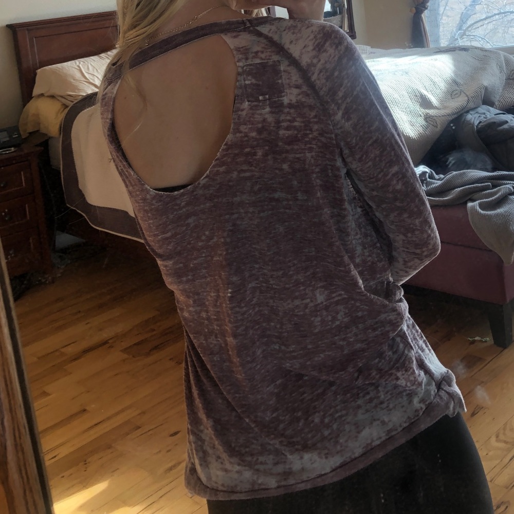 Distressed Top - Picture 3 of 4